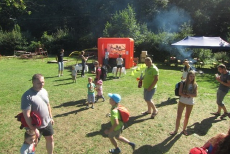  Ocko, poď sa s nami hrať 