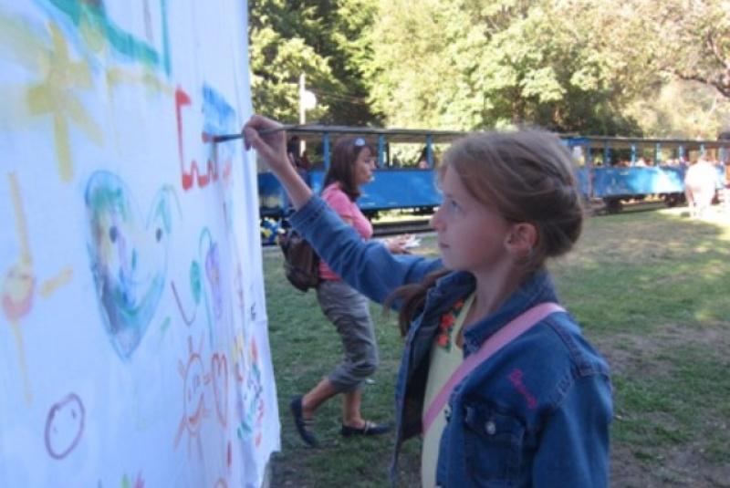  Ocko, poď sa s nami hrať 