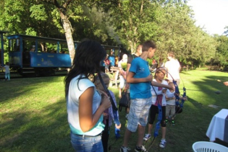  Ocko, poď sa s nami hrať 