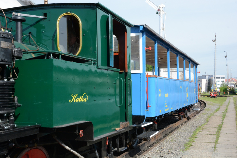  Prvé zakúrenie Katky 2014