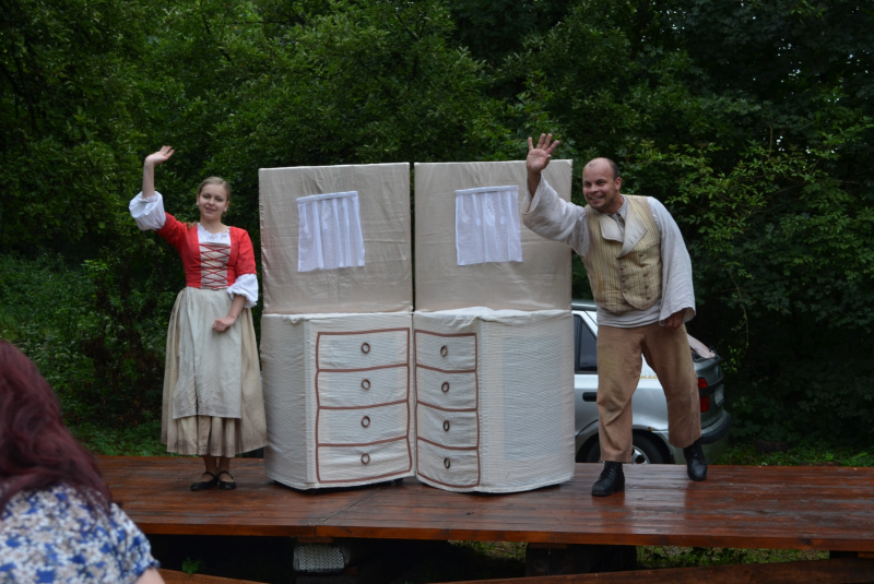  Divadlá a amfiteáter 2013