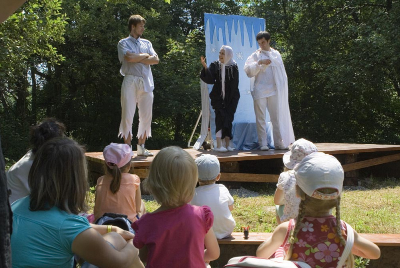  Divadlá a amfiteáter 2013