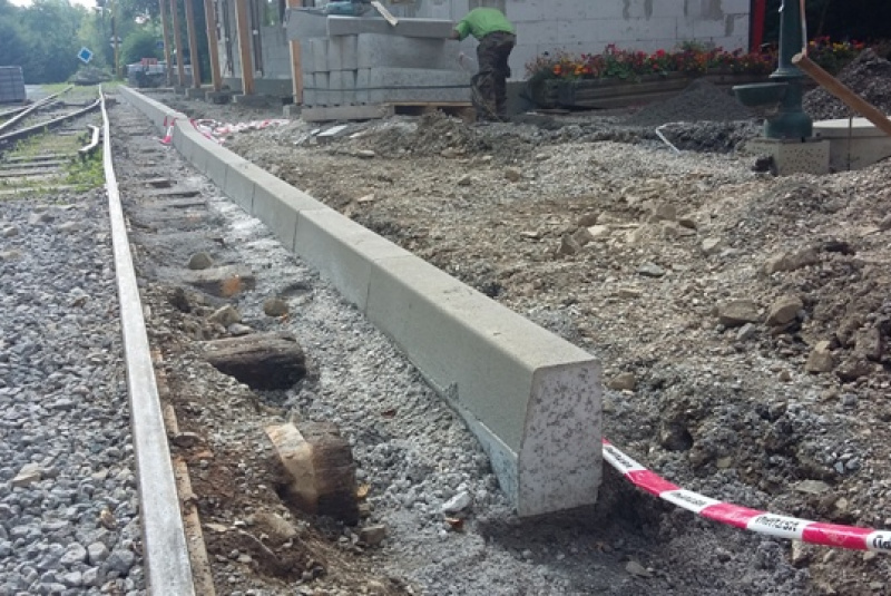 Výstavba nového nástupišťa Výstavba nového nástupišťa