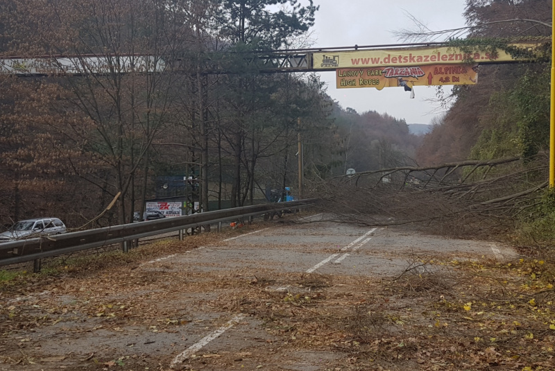 Staviame staničnú budovu