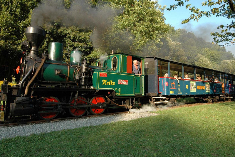  Rodinný vláčik / Rodunný vláčik - foto