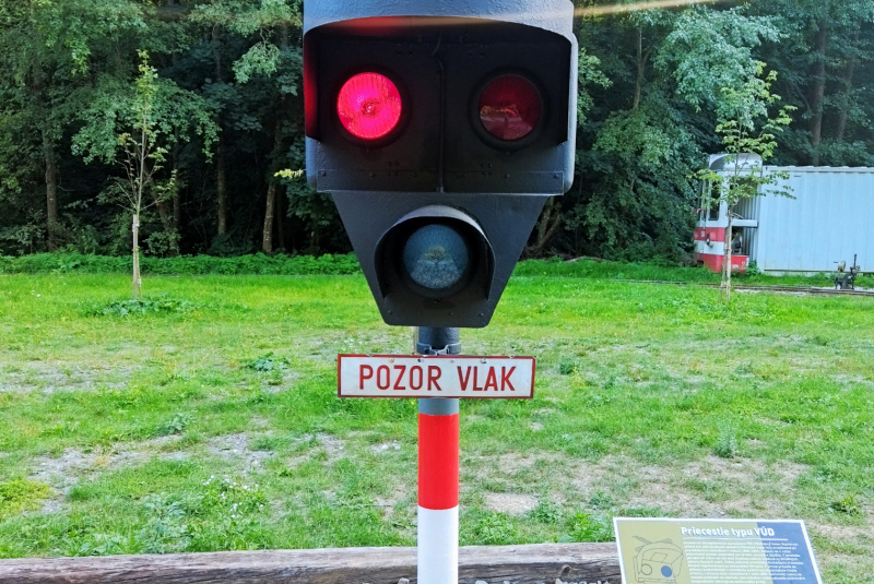 NOVINKA  Výstražníky  so signalizáciou  