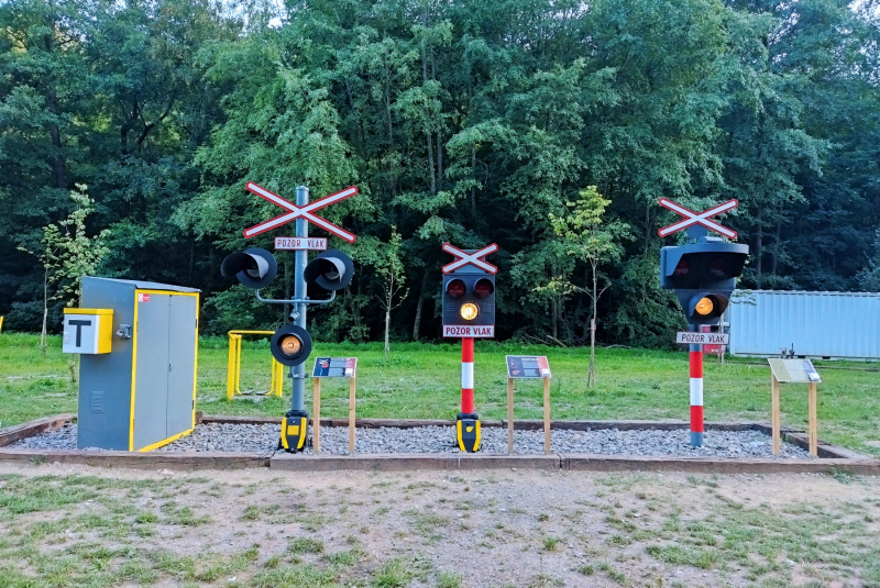 NOVINKA  Výstražníky  so signalizáciou  