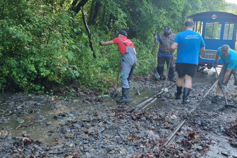  Zaplavená trať detskej železnice