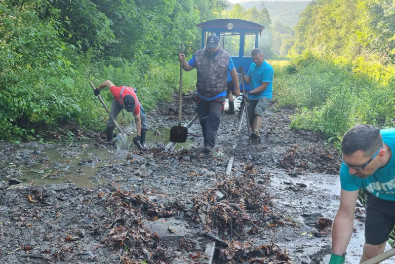  Zaplavená trať detskej železnice