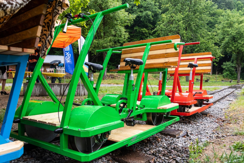 Drezinový oval - výstavba Drezinový oval - výstavba