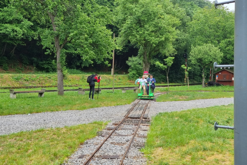 Drezinový oval - výstavba Drezinový oval - výstavba