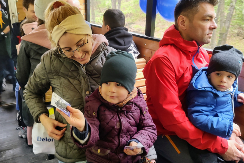  Slávnostné otvorenie s prepadom vlaku