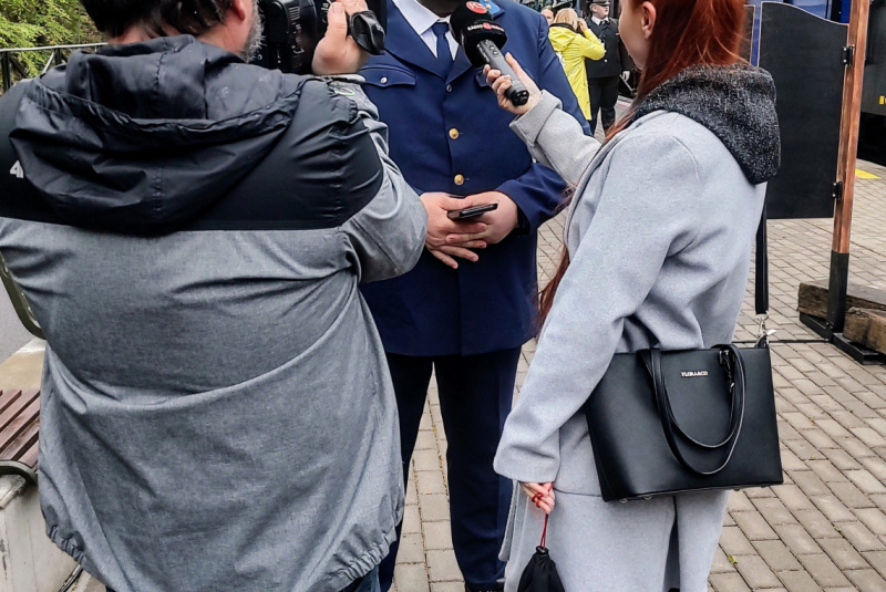  Slávnostné otvorenie s prepadom vlaku