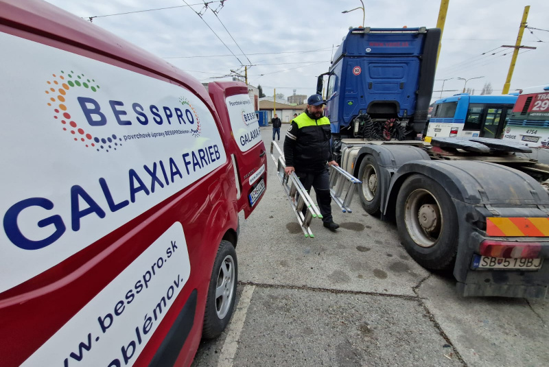 Oprava Katky vyvrcholí lakovaním v DPMK Oprava Katky vyvrcholí lakovaním v DPMK