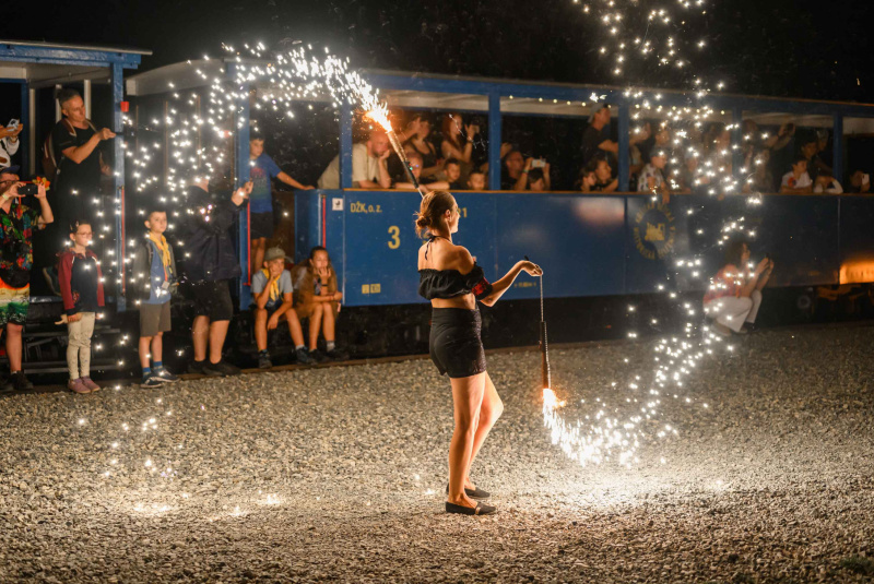 DNI PARNEJ NOSTALGIE DNI PARNEJ NOSTALGIE