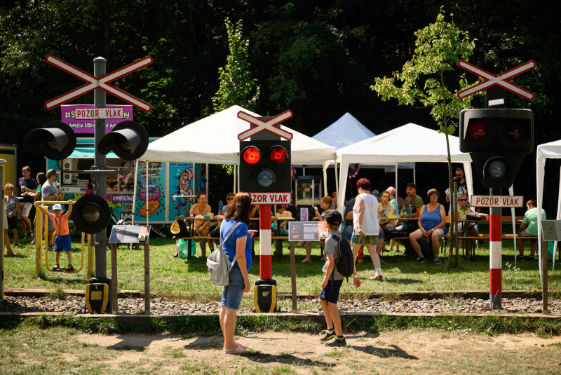 DNI PARNEJ NOSTALGIE DNI PARNEJ NOSTALGIE