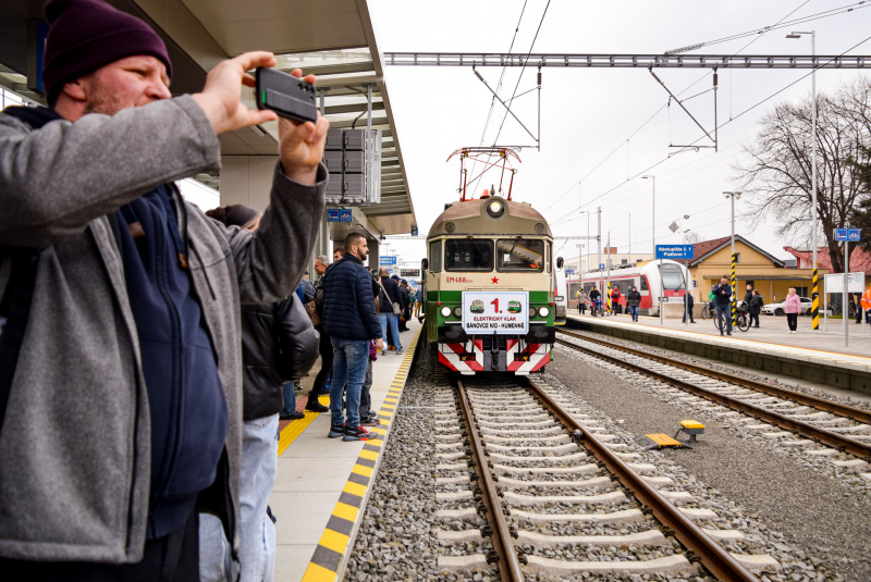  Prvé elektrické vlaky do Humenného 13.12.