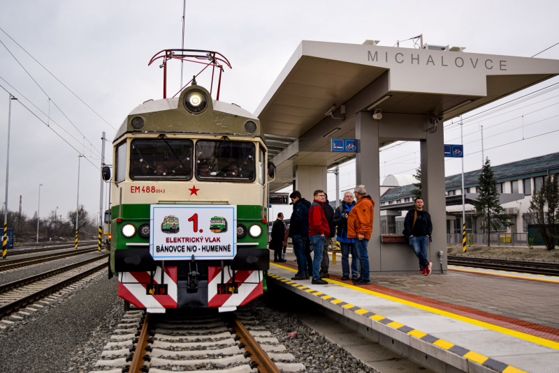  Prvé elektrické vlaky do Humenného 13.12.
