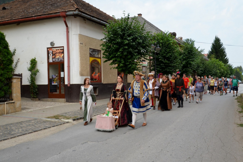 Vlakom za UNESCOM - Vlakom na Gemer 12.8.2017