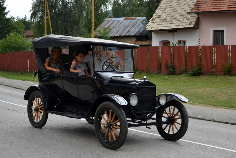 Vlakom za UNESCOM - Vlakom na Gemer 12.8.2017