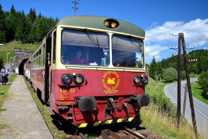 Vlakom za UNESCOM - Dobšinská jaskyňa 29.7.2017