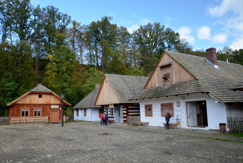 Vlakom do najväčšieho poľského skanzenu v SANOKU