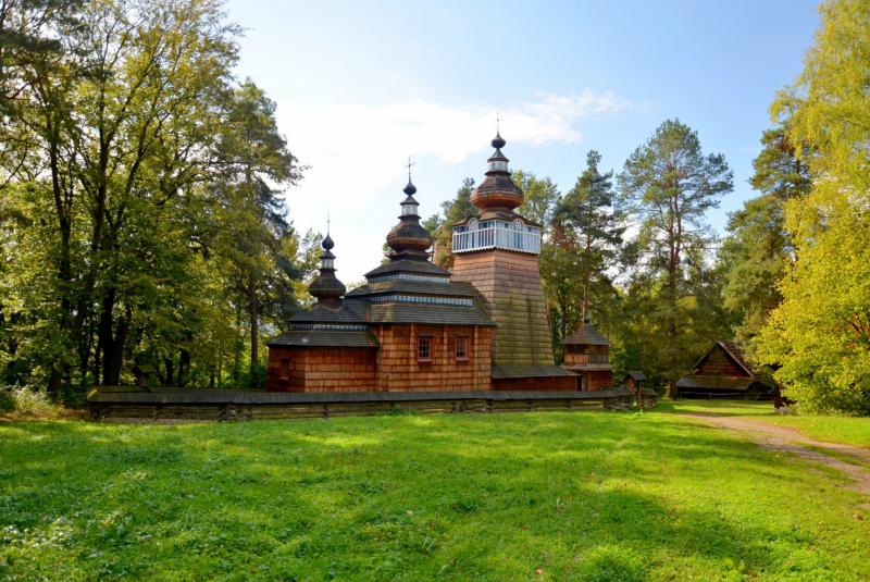 Vlakom do najväčšieho poľského skanzenu v SANOKU