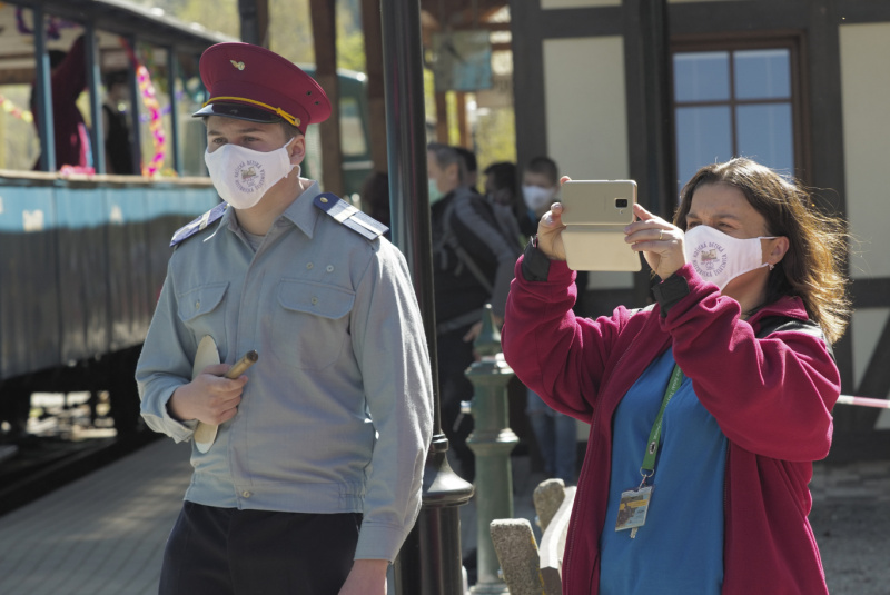 Otvorenie sezóny - symbolický prázdny vlak počas korony Otvorenie sezóny - symbolický prázdny vlak počas korony