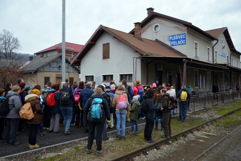 Vlakom za UNESCOM - Vlakom a retrobusom do Domice 17.11.2017