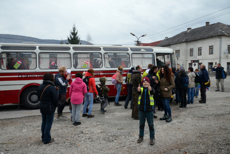 Vlakom za UNESCOM - Vlakom a retrobusom do Domice 17.11.2017