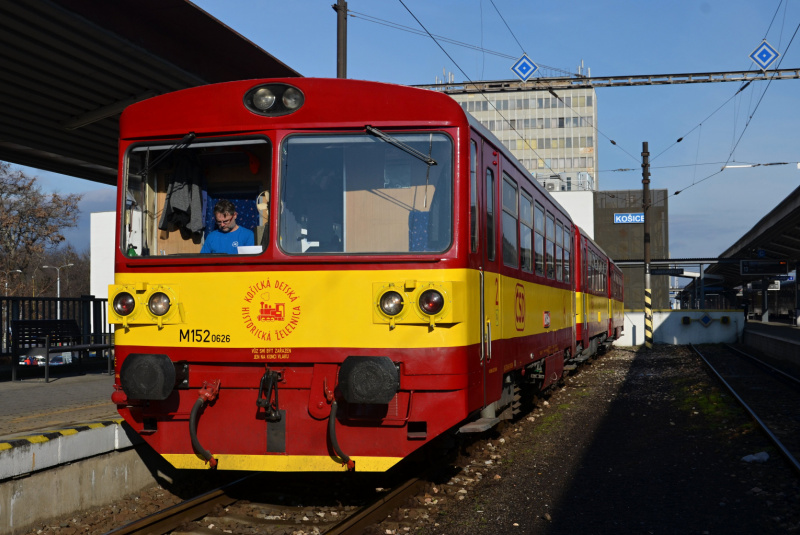 Vlakom na fašiangy na Tokaji Vlakom na fašiangy na Tokaji