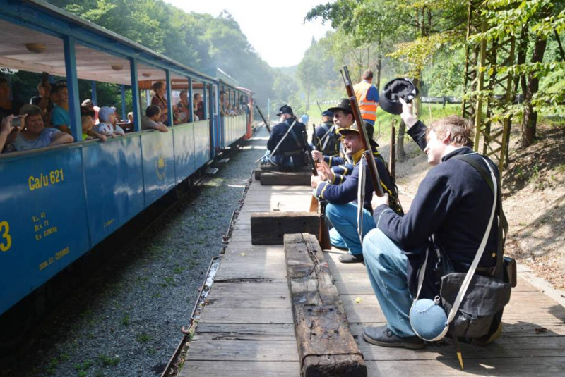 SEVER proti JUHU, rekonštrukcia slávnej bitky na detskej železni SEVER proti JUHU, rekonštrukcia slávnej bitky na detskej železni