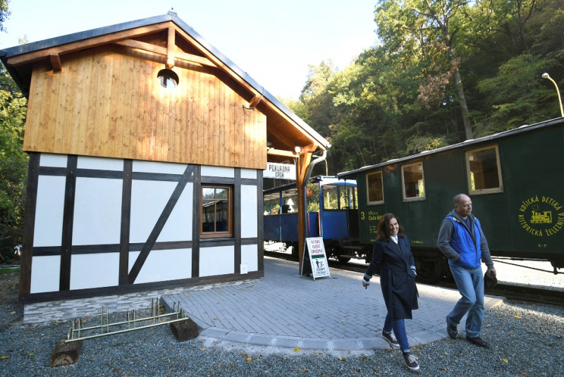 Staničná budova je dokončená Staničná budova je dokončená