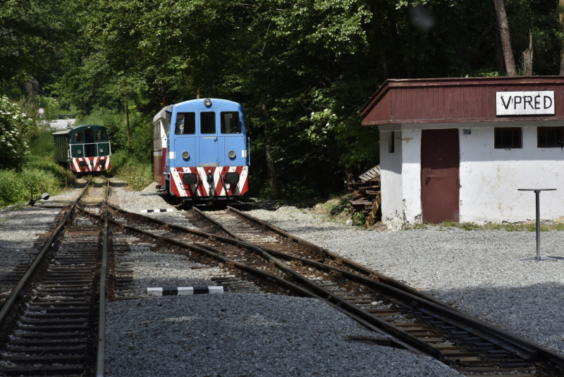 Obnovenie výhybne Vpred Obnovenie výhybne Vpred