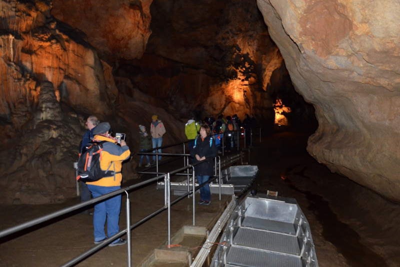 Vlakom za UNESCOM - Vlakom a retrobusom do Domice 17.11.2017 Vlakom za UNESCOM - Vlakom a retrobusom do Domice 17.11.2017