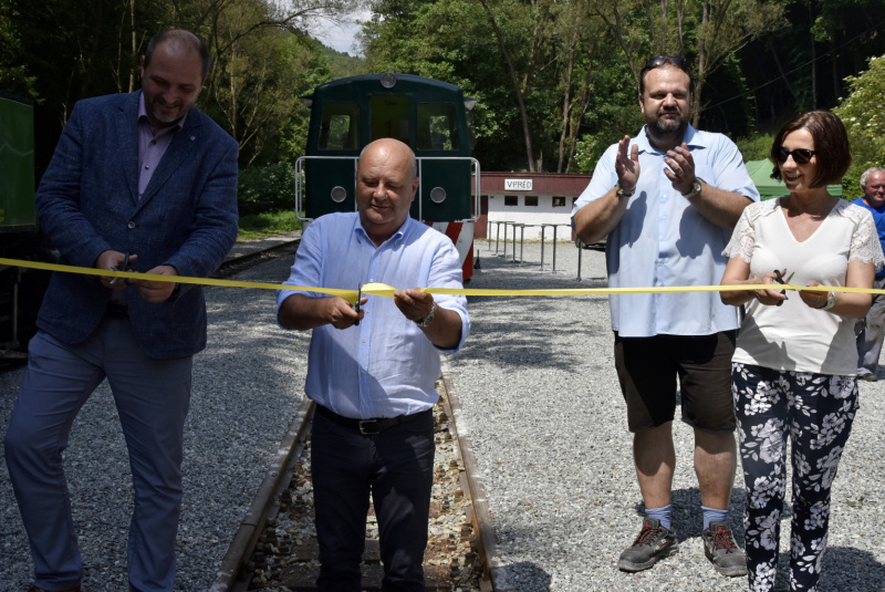 Obnovenie výhybne Vpred Obnovenie výhybne Vpred