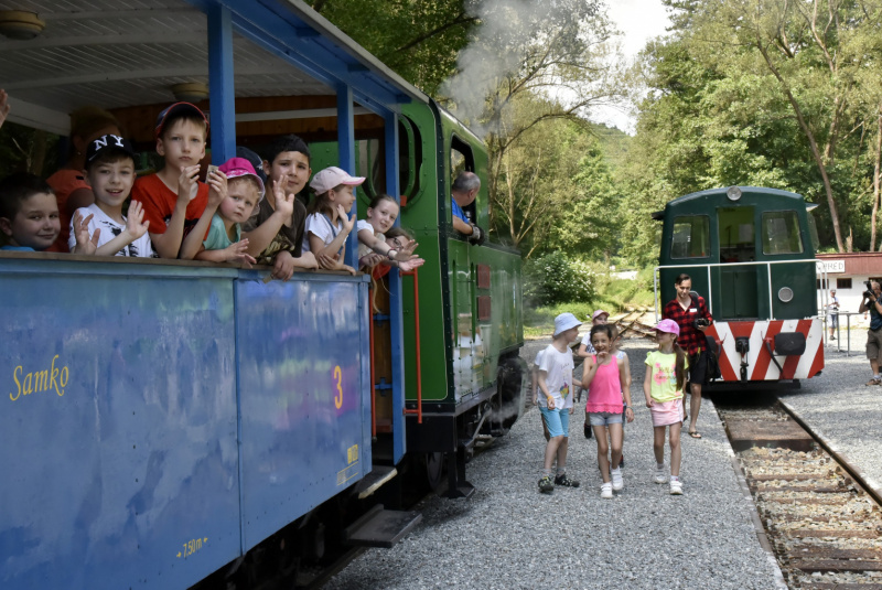 Obnovenie výhybne Vpred Obnovenie výhybne Vpred