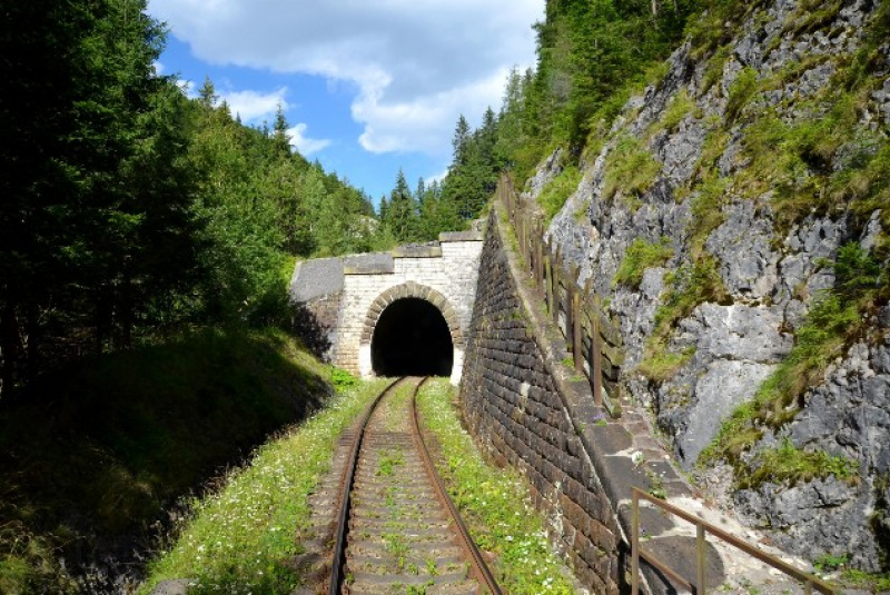 Vlakom za UNESCOM - Dobšinská jaskyňa 29.7.2017 Vlakom za UNESCOM - Dobšinská jaskyňa 29.7.2017