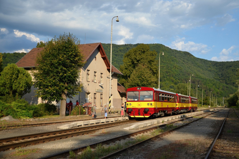 Vlakom na kaštielny deň do Jelšavy