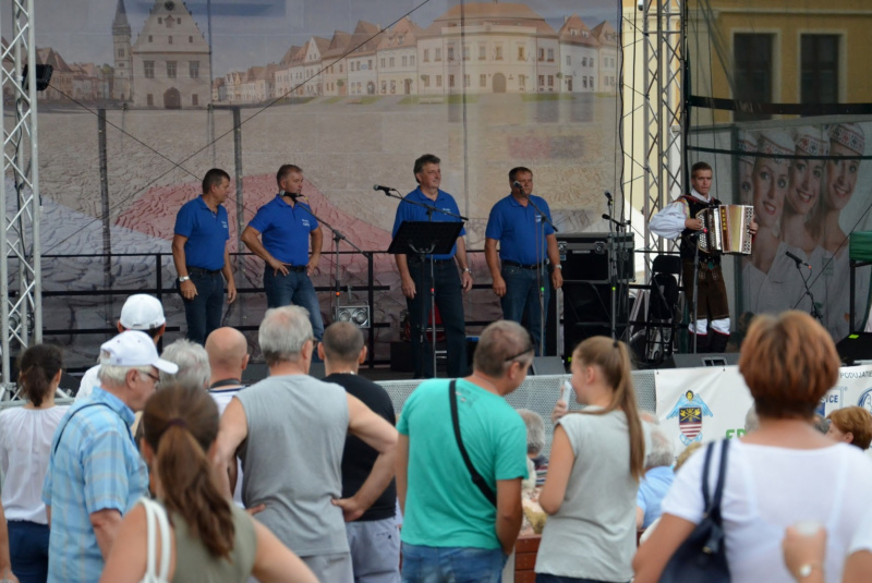 Vlakom na Bardejovský jarmok Vlakom na Bardejovský jarmok