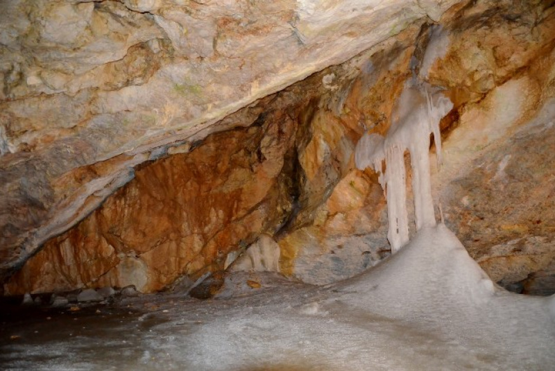 Vlakom za UNESCOM - Dobšinská jaskyňa 29.7.2017 Vlakom za UNESCOM - Dobšinská jaskyňa 29.7.2017