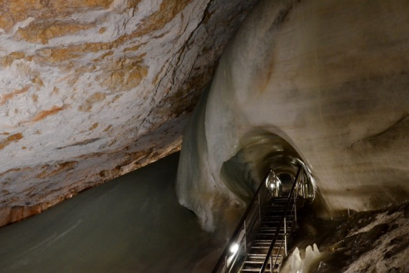 Vlakom za UNESCOM - Dobšinská jaskyňa 29.7.2017 Vlakom za UNESCOM - Dobšinská jaskyňa 29.7.2017