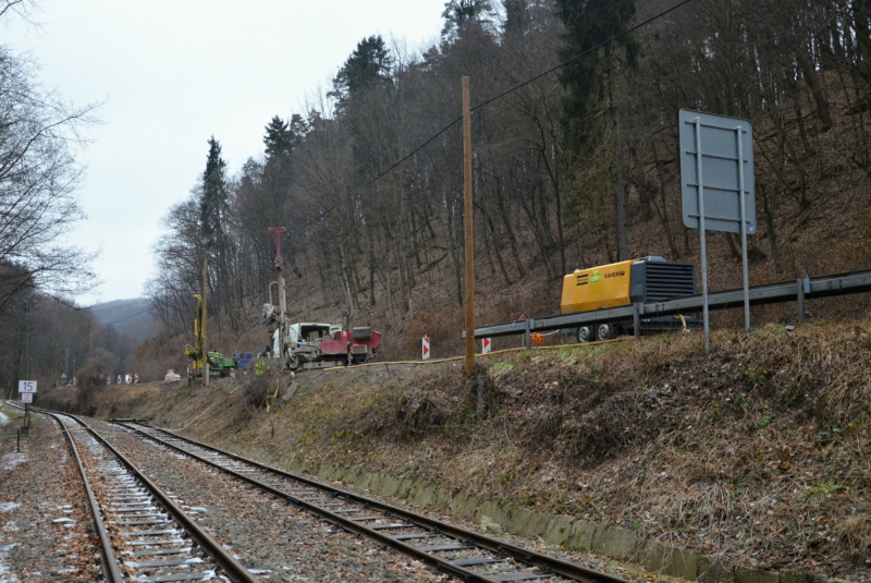 Začala oprava poškodených zvodidiel v Čermeli