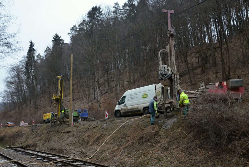 Začala oprava poškodených zvodidiel v Čermeli