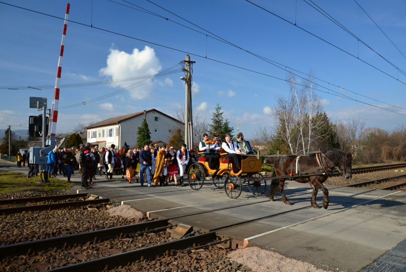 Vlakom na fašiangy na Tokaji