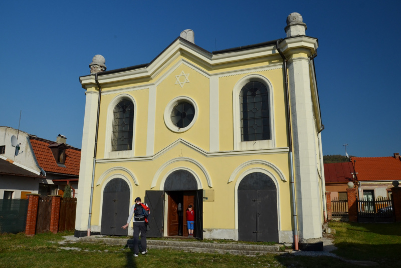 Vlakom za UNESCOM - Spišské Podhradie 2.4.2017 Vlakom za UNESCOM - Spišské Podhradie 2.4.2017