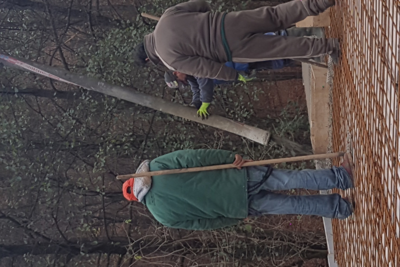 Staviame staničnú budovu Staviame staničnú budovu