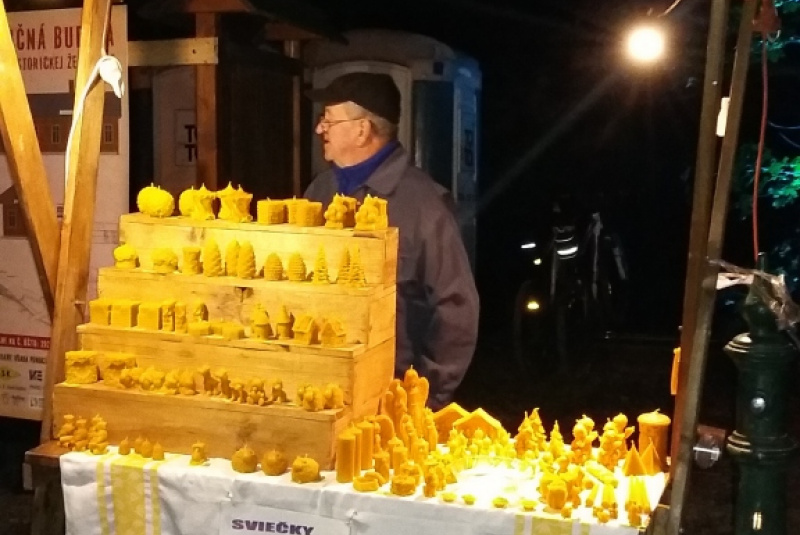 Noc svetiel Noc svetiel