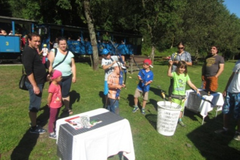 Ocko, poď sa s nami hrať Ocko, poď sa s nami hrať