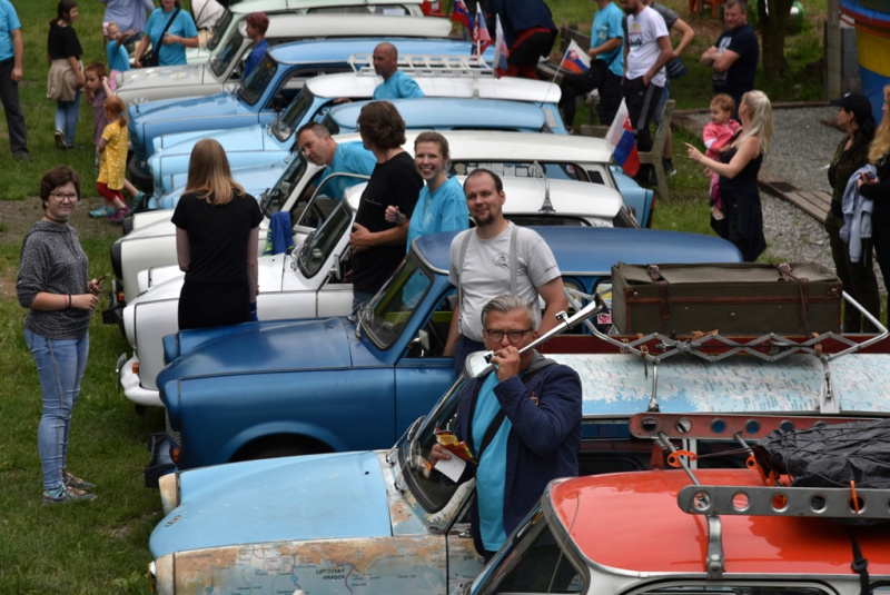  Zraz Trabantov na Alpinke